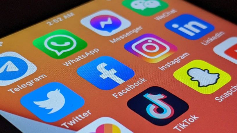 Social network promotion, SMM